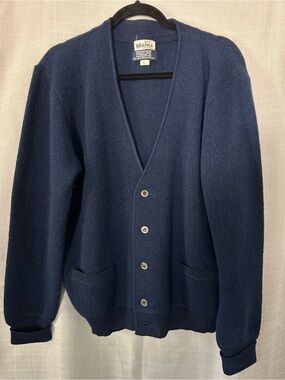 100% alpaca Men's Deep Blue Button-Front Cardigan